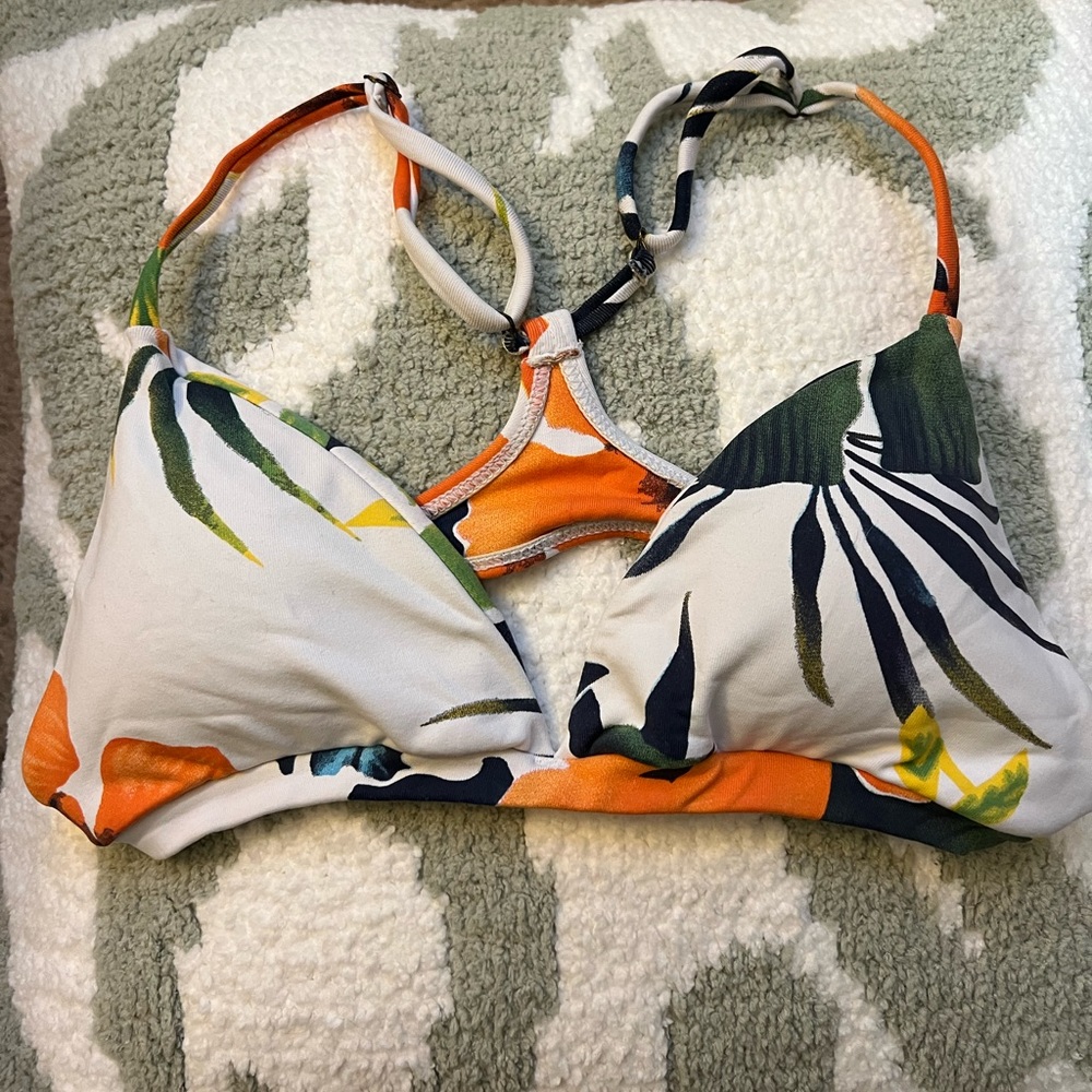 Midori Bikinis Top